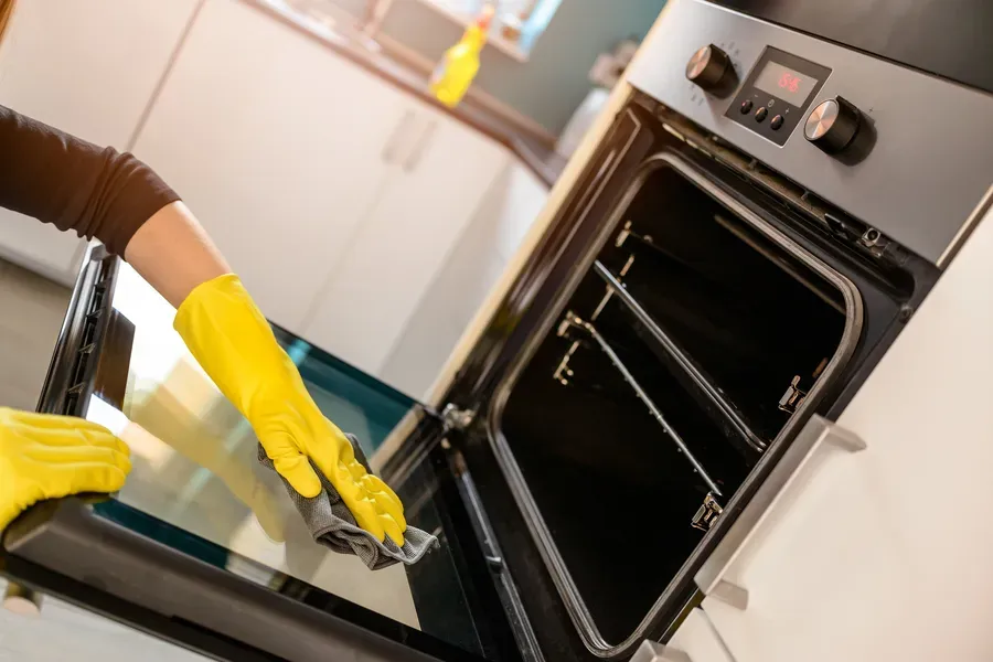 How Kitchen Cleaning Prevents Grease Buildup And Odors in Tucson, AZ How Kitchen Cleaning Prevents Grease Buildup And Odors in Tucson, AZ